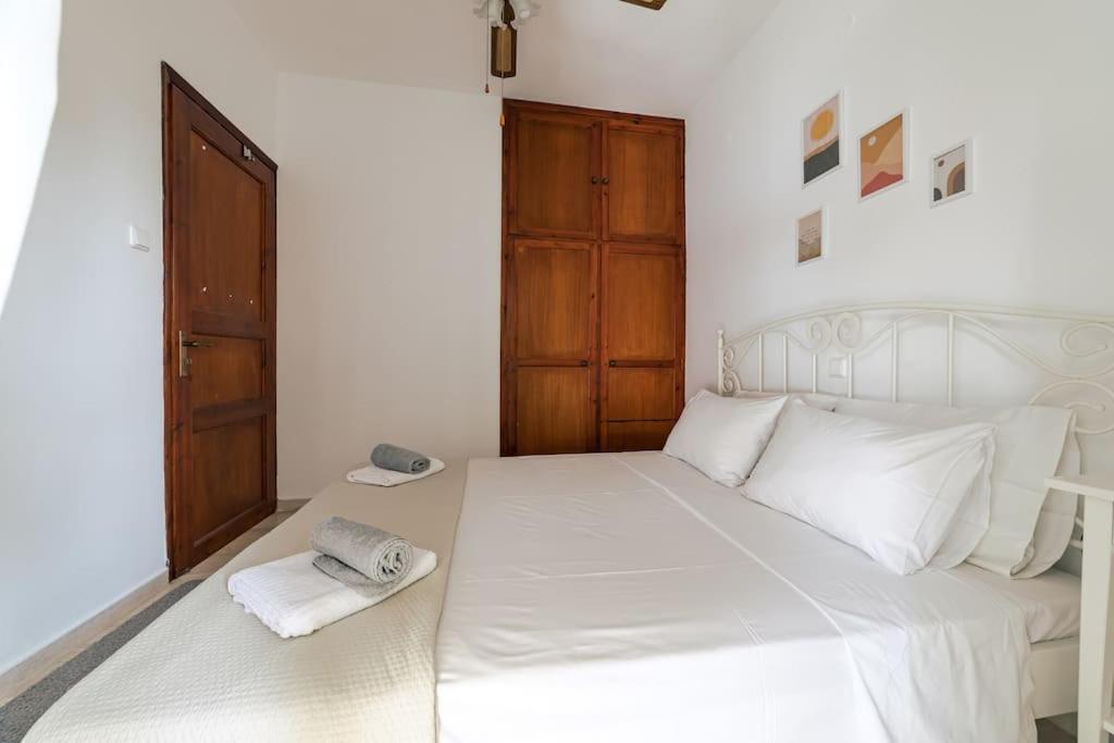 Seaside Escape Apartment Saronida Luaran gambar