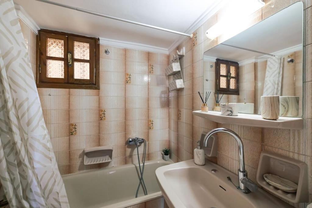 Seaside Escape Apartment Saronida Luaran gambar